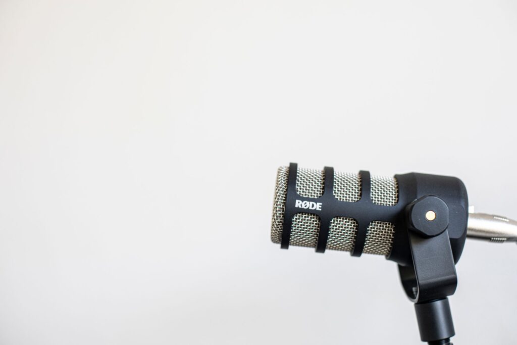 a photo of a rode podcast microphone