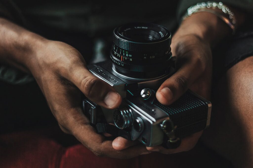 manual focus lens