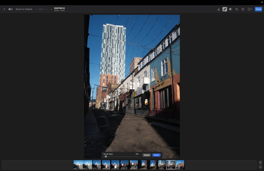 an example of object removal for small objects in photomator